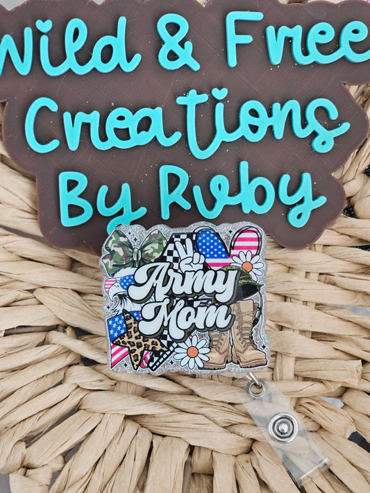 Army mom badge reel/keychain