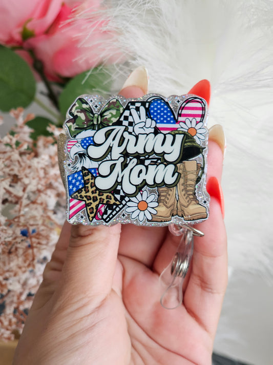 Army mom badge reel/keychain
